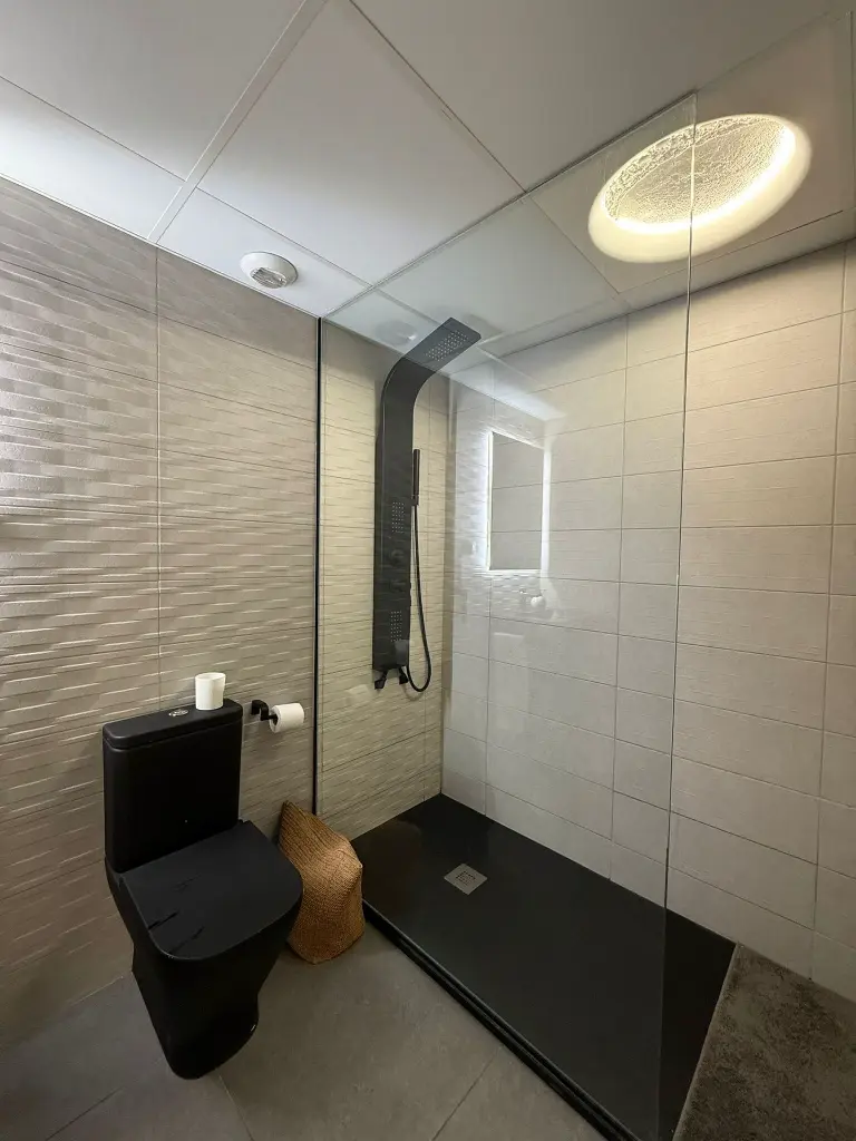 WhatsApp Image 2025-11-14 at 15.08.02_f3a6b4c2.webp