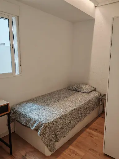 Hab. Simple Nº2 – Tu espacio privado con ascensor en Mislata